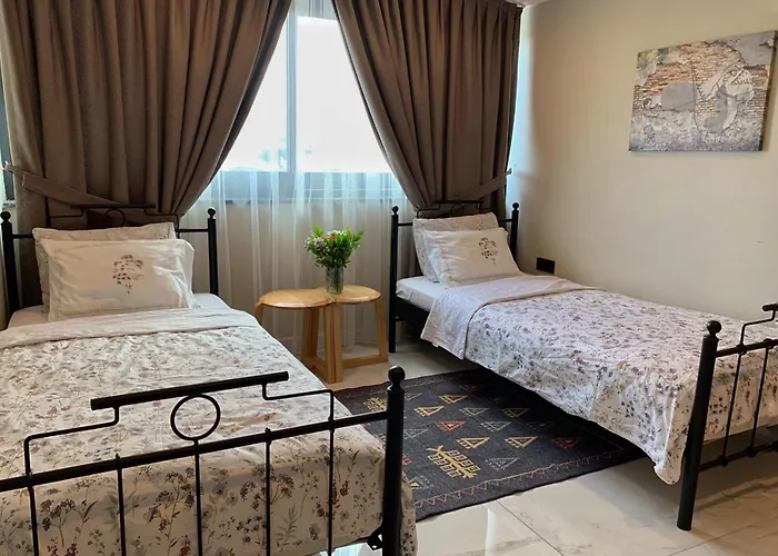 Cleopatra Sunset Duplex *